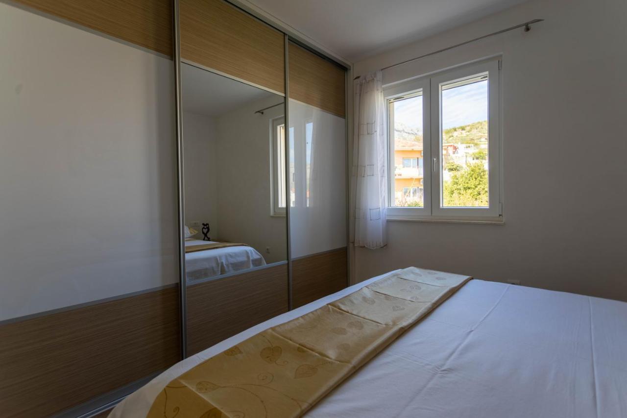 Apartman Marel Zrnovnica Экстерьер фото
